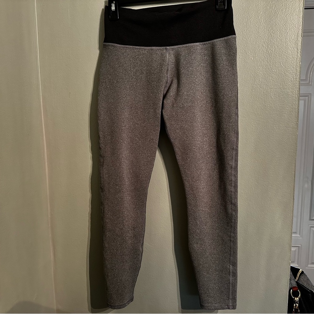 Gray fabletics women’s leggings